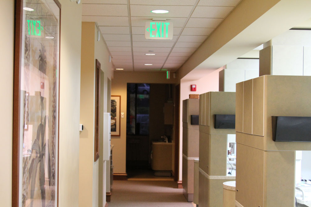 Interior photo of Federal Way WA dental office of Chong Aesthetic & Implant Dentistry
